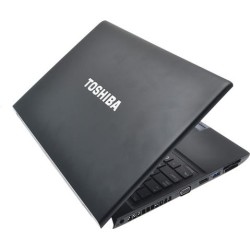 Toshiba TECRA R950 - Windows 10 - RAM 8 Go - SSD 250 Go - Webcam - N°130539